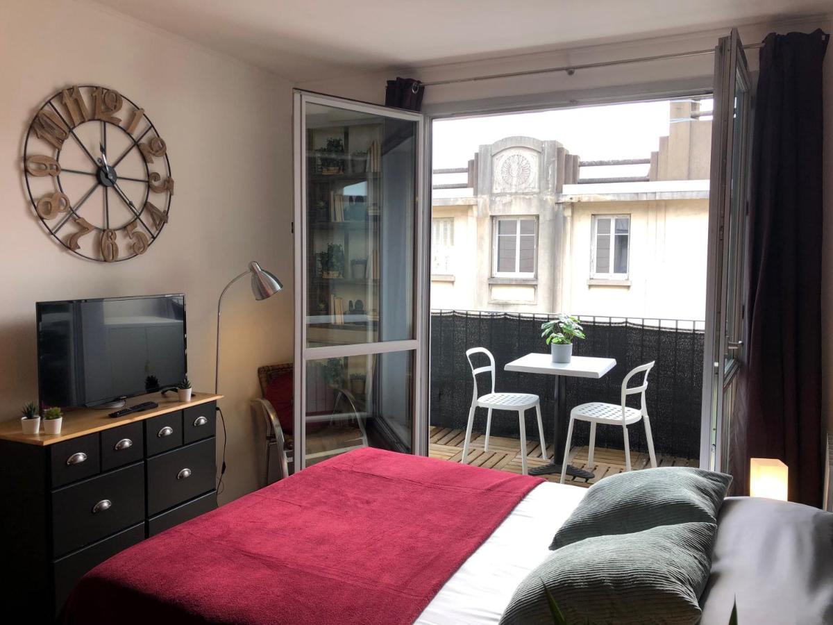 Studio Avec Balcon & Parking Gratuit - Tours Gare Екстер'єр фото