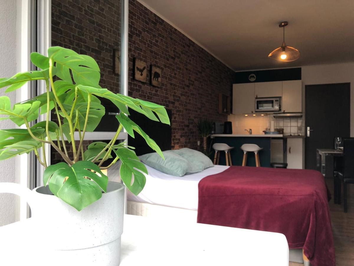 Studio Avec Balcon & Parking Gratuit - Tours Gare Екстер'єр фото