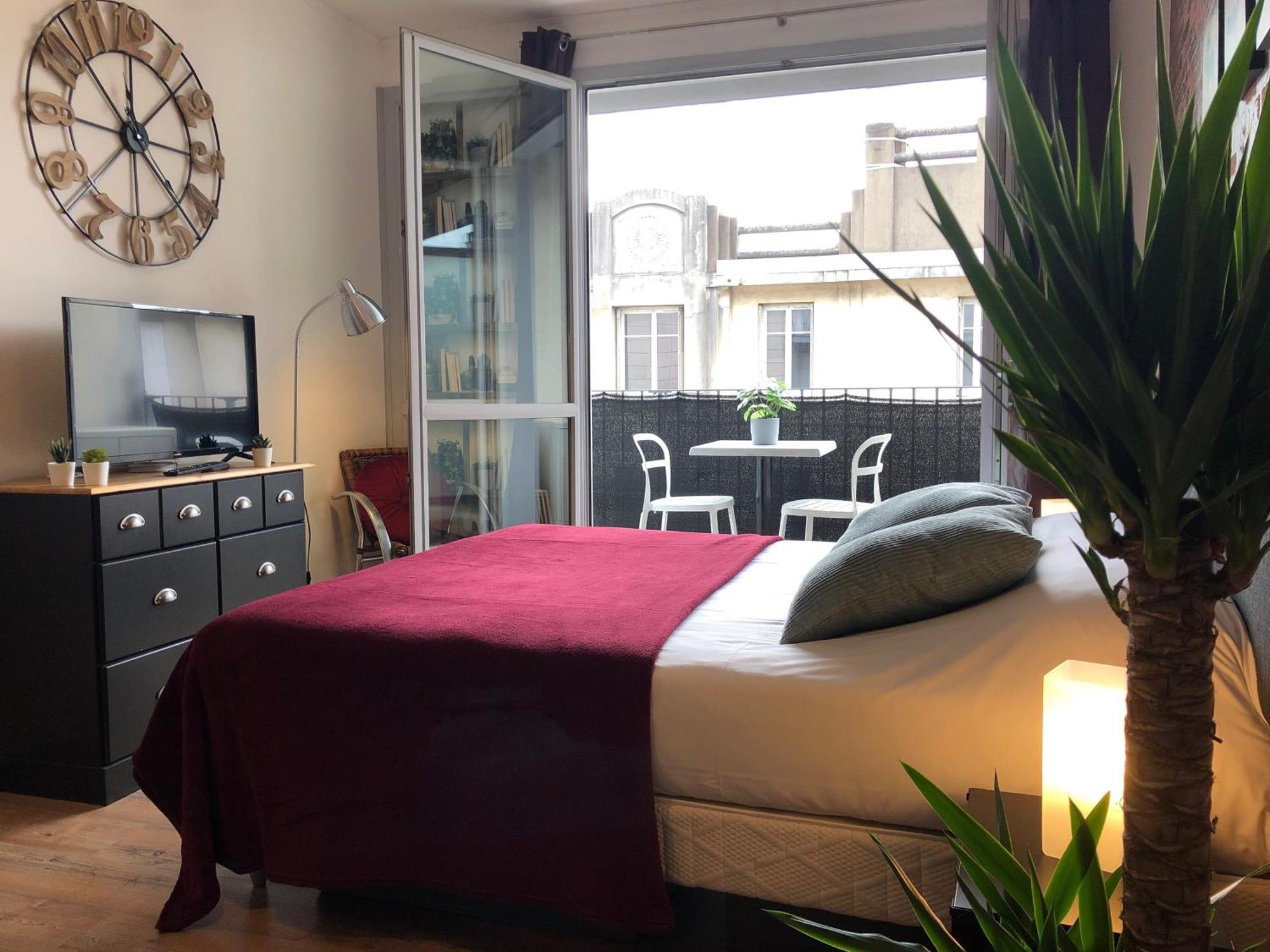 Studio Avec Balcon & Parking Gratuit - Tours Gare Екстер'єр фото